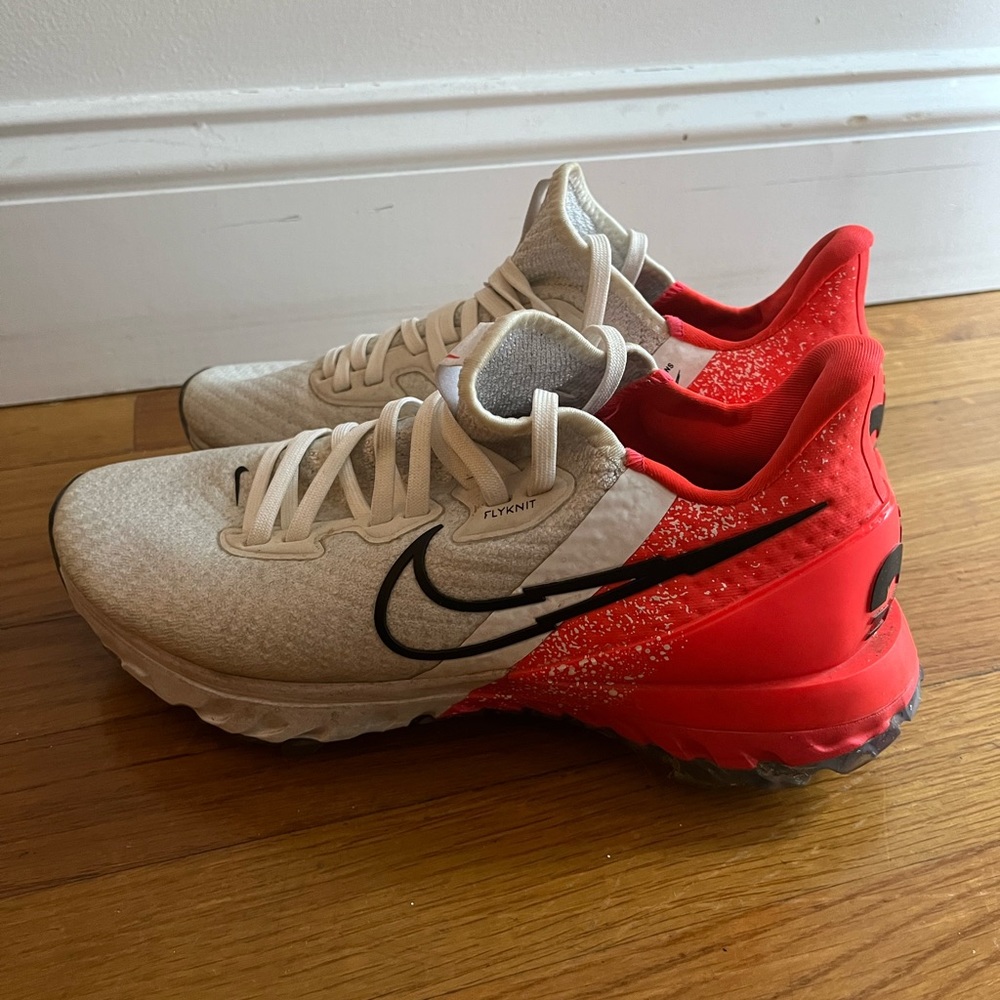Nike Women’s Golf Shoes Size 7.5